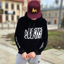 Velúrová mikina s kapucňou Roots Reality Culture